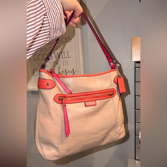 Coach Daisy Spectator F23903 Leather Hobo Bag Purse - Picture 4 of 14